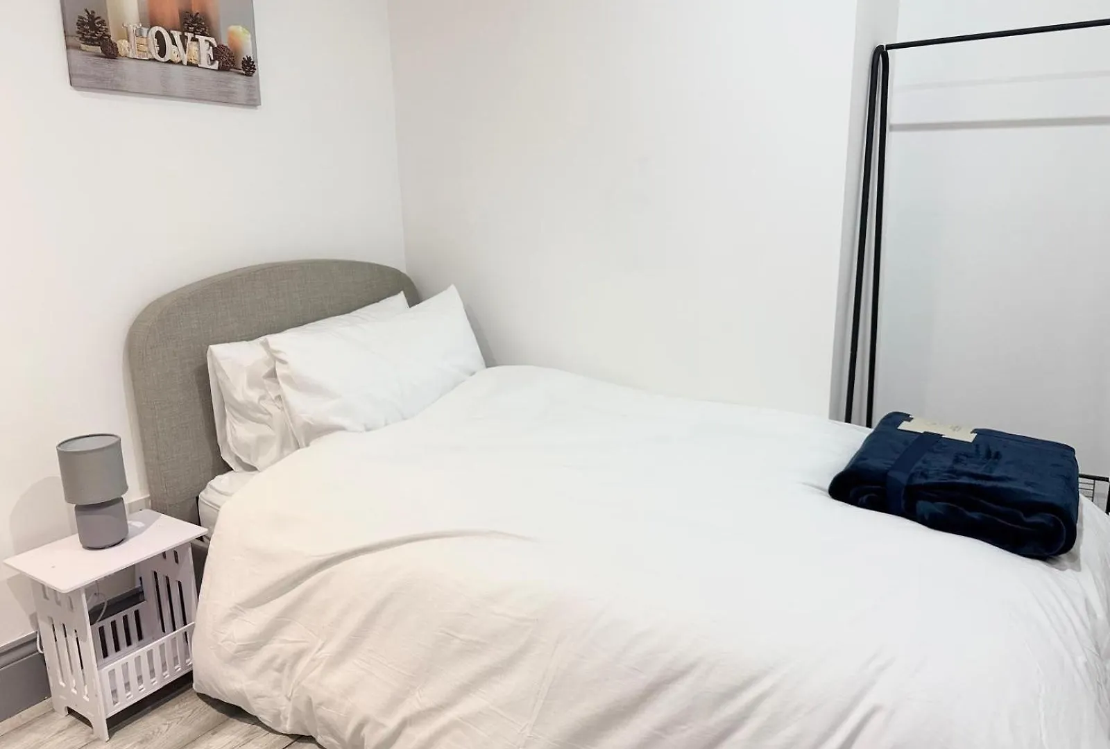Cosy 3 Bedroom Apartment Near The O2 London 0*,  United Kingdom
